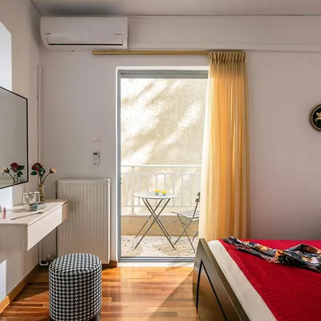 Central Double Bedroom Apartment Heraklion  Exterior photo