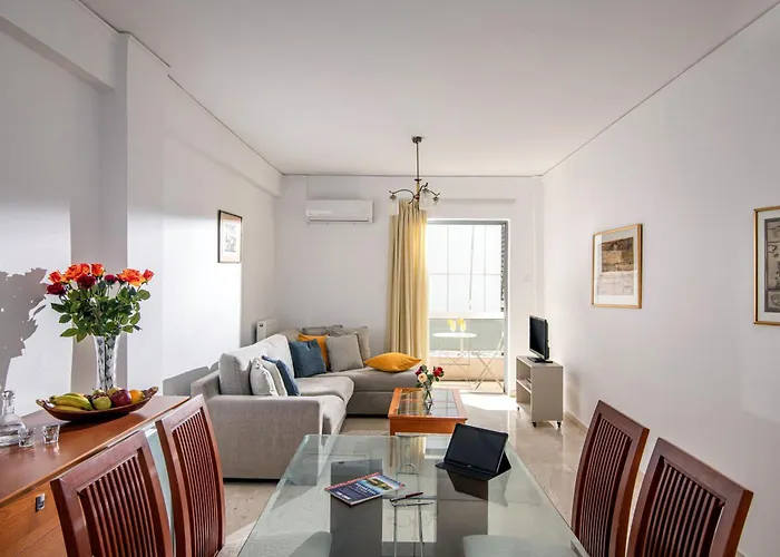 Central Double Bedroom Apartment